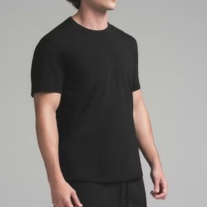 NWT Skims Men’s Classic T-Shirt